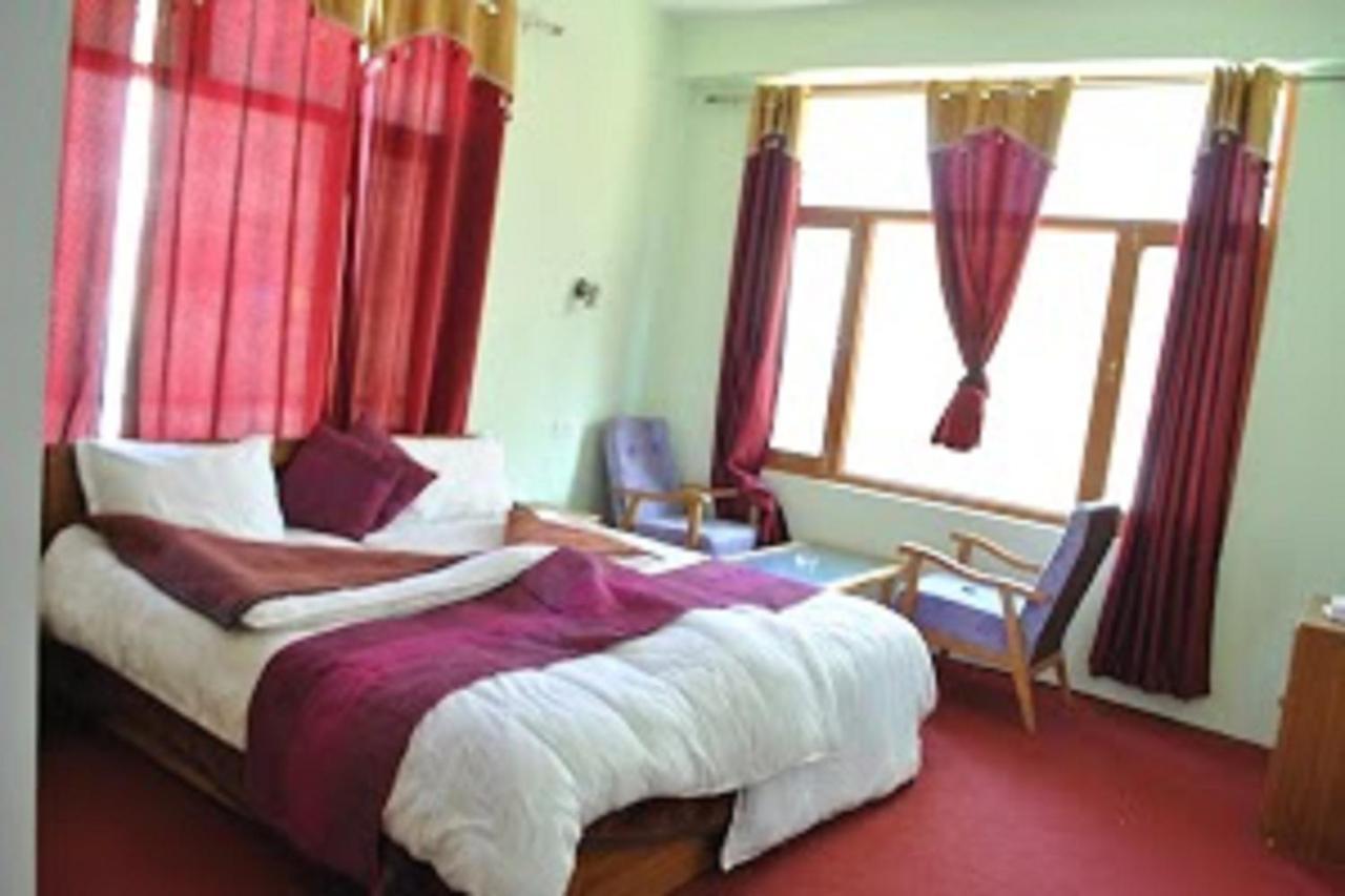 Hotel Suru View Kargil Esterno foto